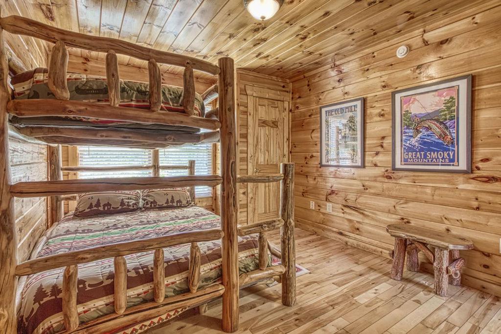 Heavenly Bear, Hot Tub, 1089 Of Free Attraction Tickets For Each Paid Day, Dollywood And More Sevierville Exterior foto
