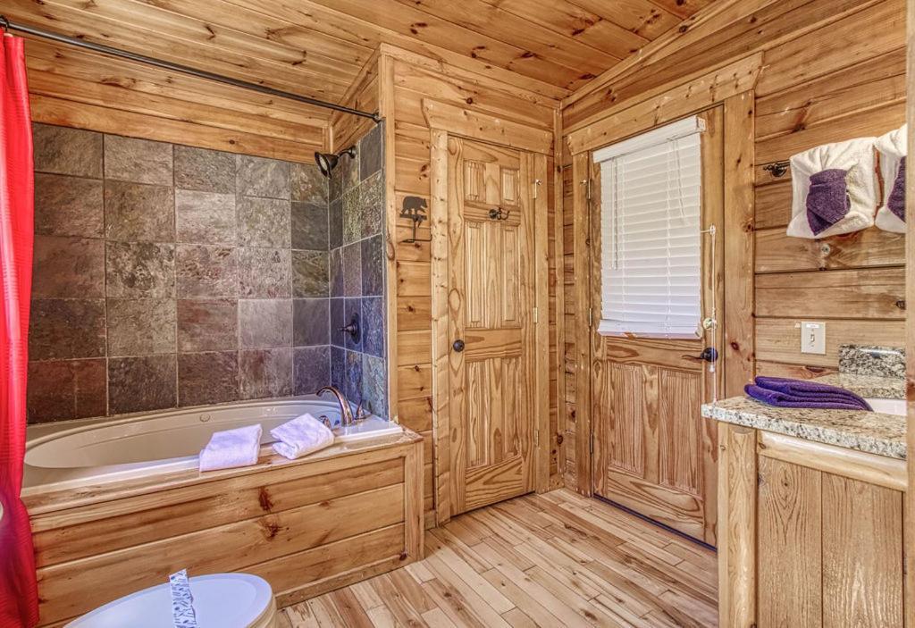 Heavenly Bear, Hot Tub, 1089 Of Free Attraction Tickets For Each Paid Day, Dollywood And More Sevierville Exterior foto