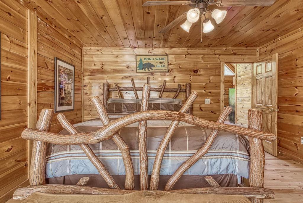 Heavenly Bear, Hot Tub, 1089 Of Free Attraction Tickets For Each Paid Day, Dollywood And More Sevierville Exterior foto